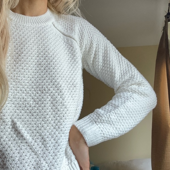 Sweater knit NWOT - Picture 4 of 4